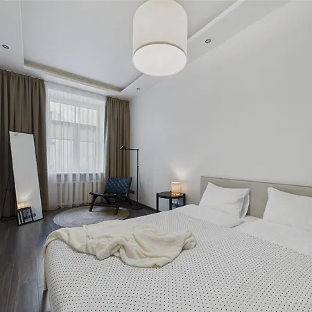 2br Old Town Near St Peter's Church Апартаменти