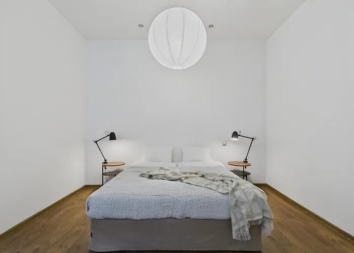 Raw And Refined 2br Old Town * Riga