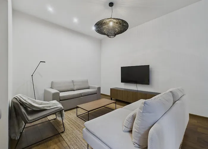 Raw And Refined 2br Old Town Riga